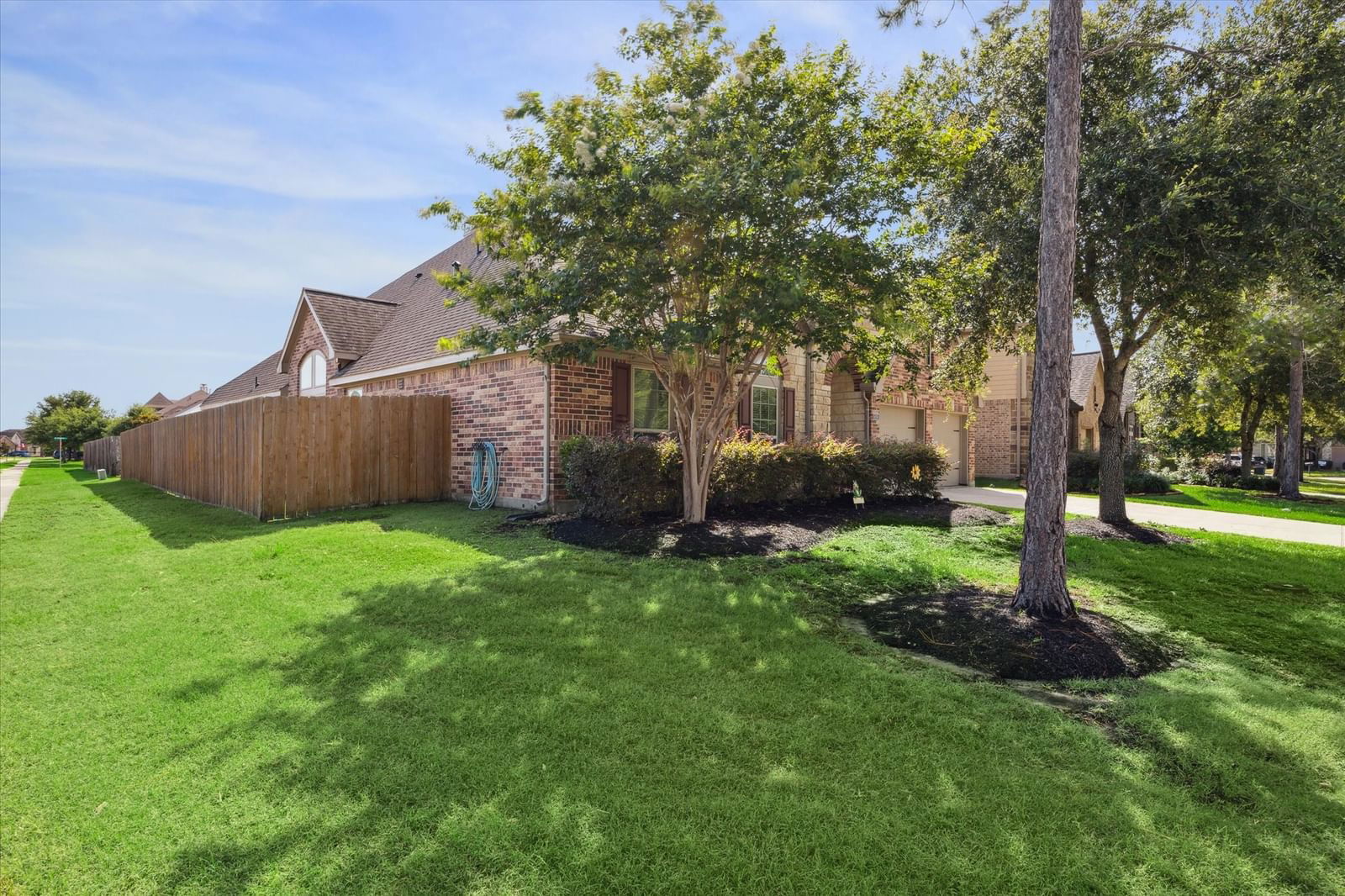 Real estate property located at 6081 Sandwell, Galveston, Westover Park Sec 11b 2011, League City, TX, US