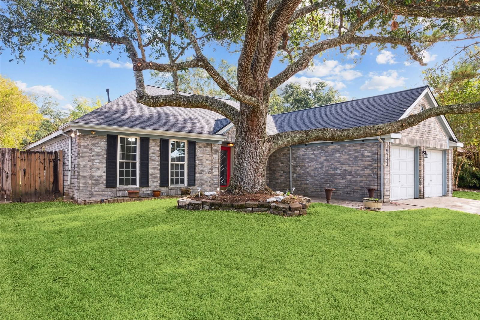 Real estate property located at 16743 Square Rigger, Harris, Heritage Park Sec 10, Friendswood, TX, US