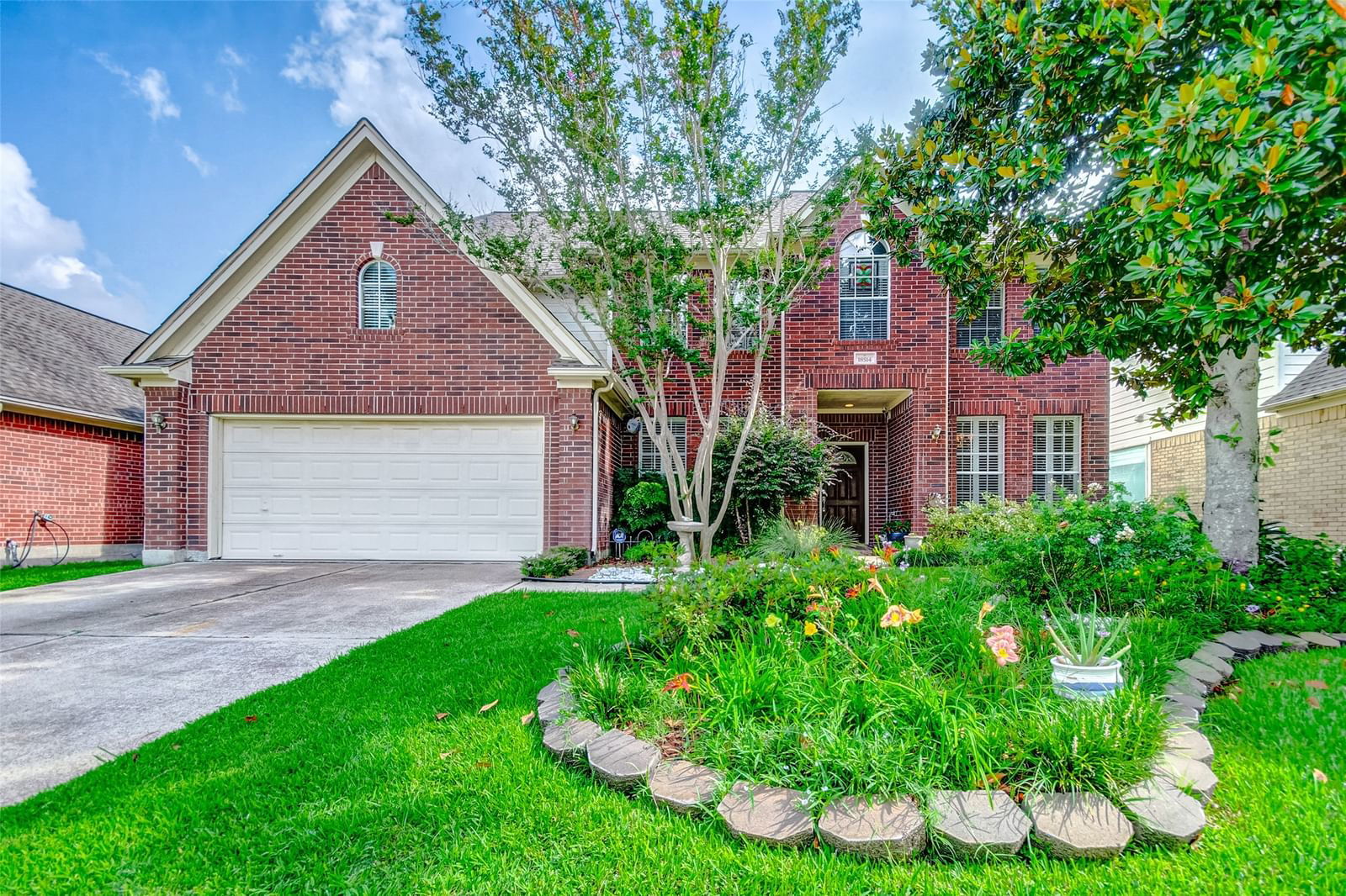 Real estate property located at 18514 Mill Path, Harris, Estates At Cullen Park, Houston, TX, US