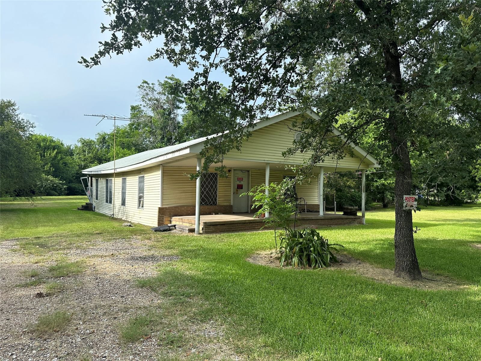 Real estate property located at 1102 Battlebell, Harris, Elena Fruit & Cotton Farms C, Highlands, TX, US