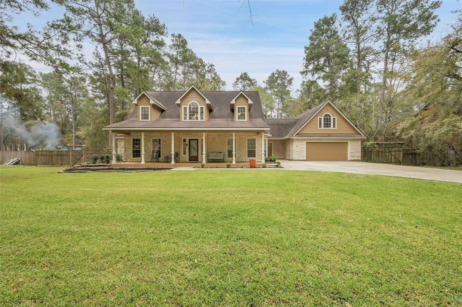 Real estate property located at 14 Wind River, Montgomery, Lake Creek Forest, Conroe, TX, US