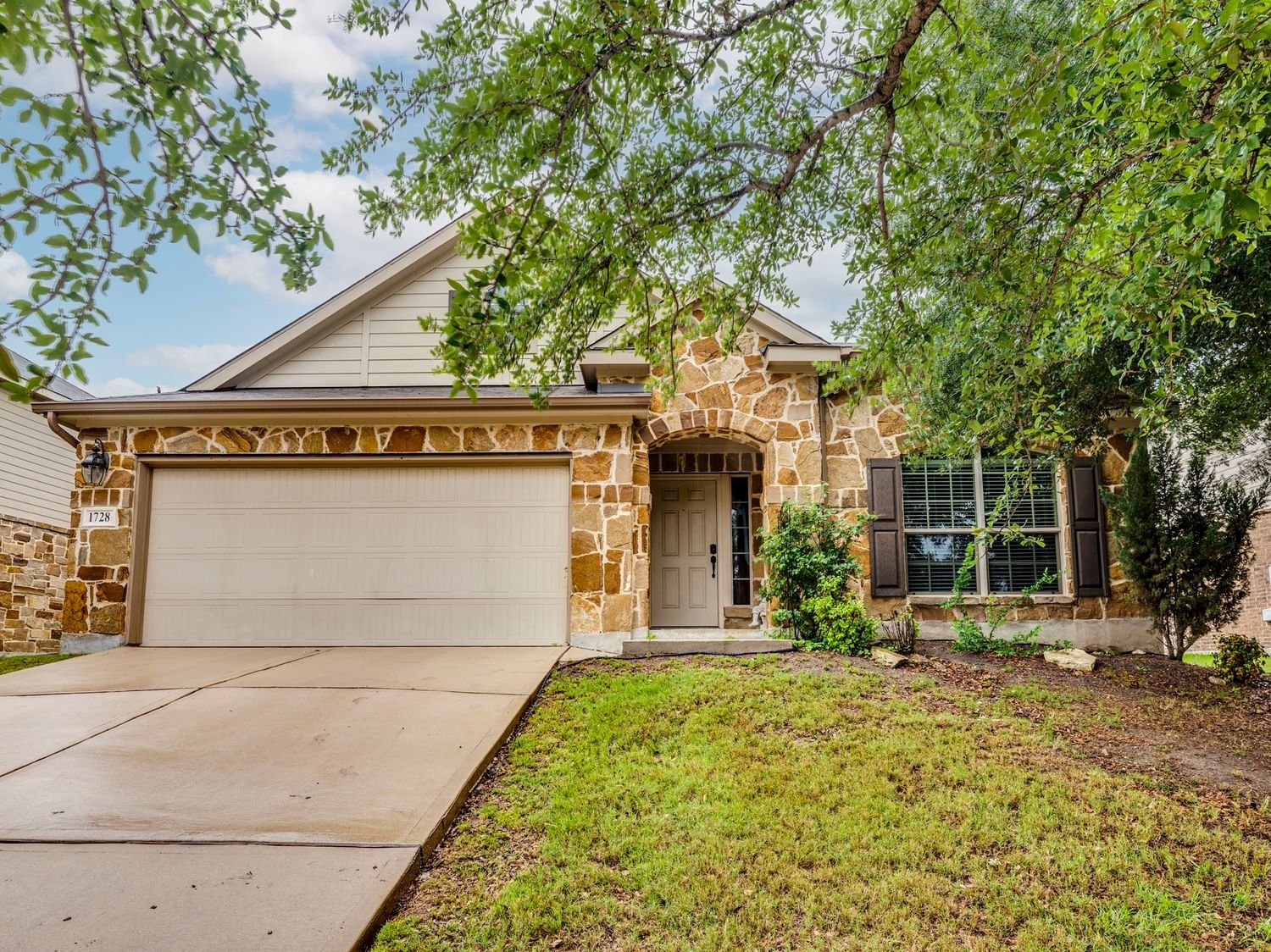 Real estate property located at 1728 Sunspur, Guadalupe, Voss Farms, New Braunfels, TX, US