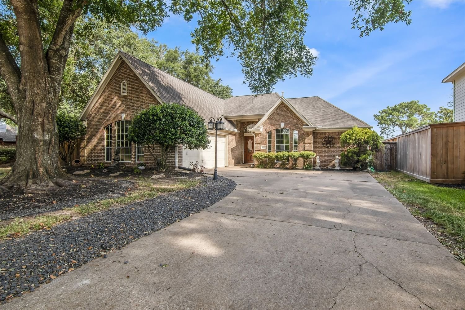 Real estate property located at 6407 Avenel, Harris, Pasadena, TX, US