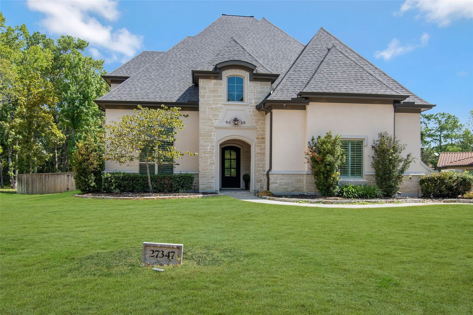 Real estate property located at 27347 Shady Hills Landing, Montgomery, Benders Landing Estates, Spring, TX, US