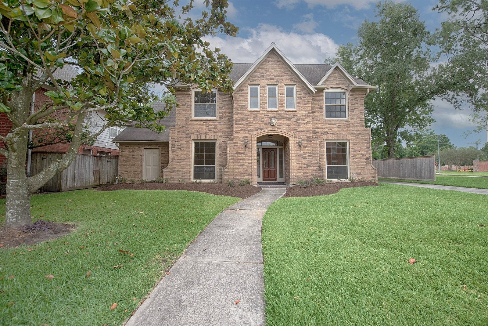 Real estate property located at 2202 Purple Plum, Harris, Bay Forest Sec 03 R/P, Houston, TX, US