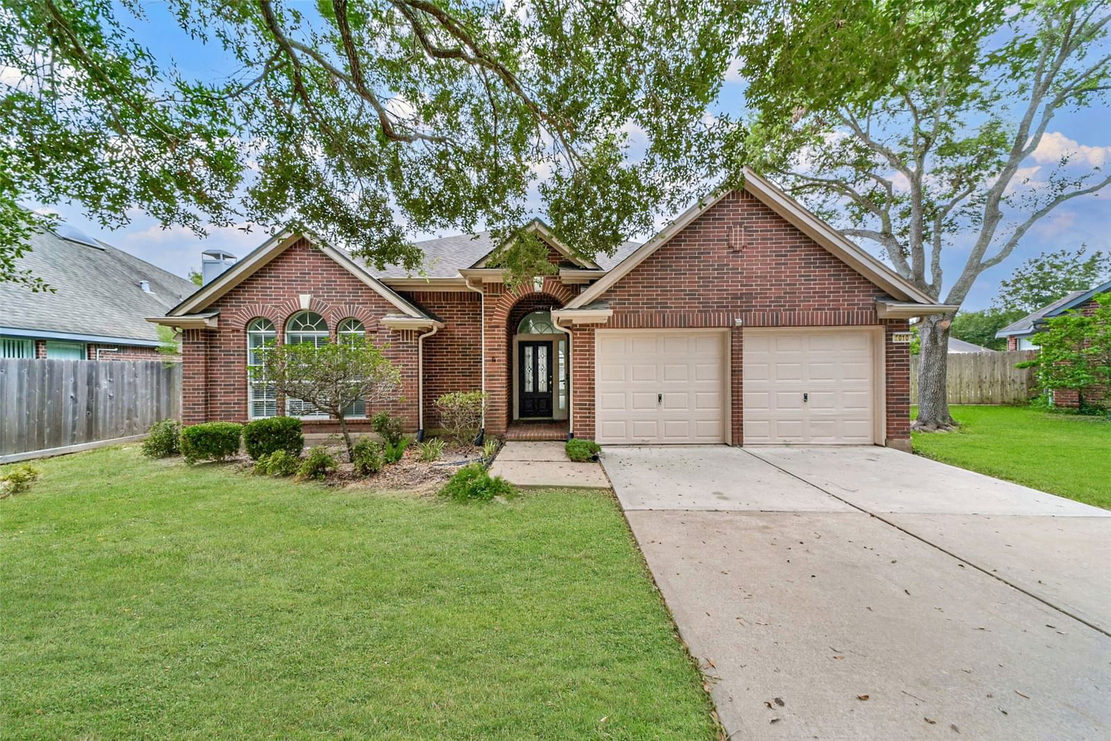 Real estate property located at 5010 Aquilla, Fort Bend, Heritage Colony Sec 1, Missouri City, TX, US