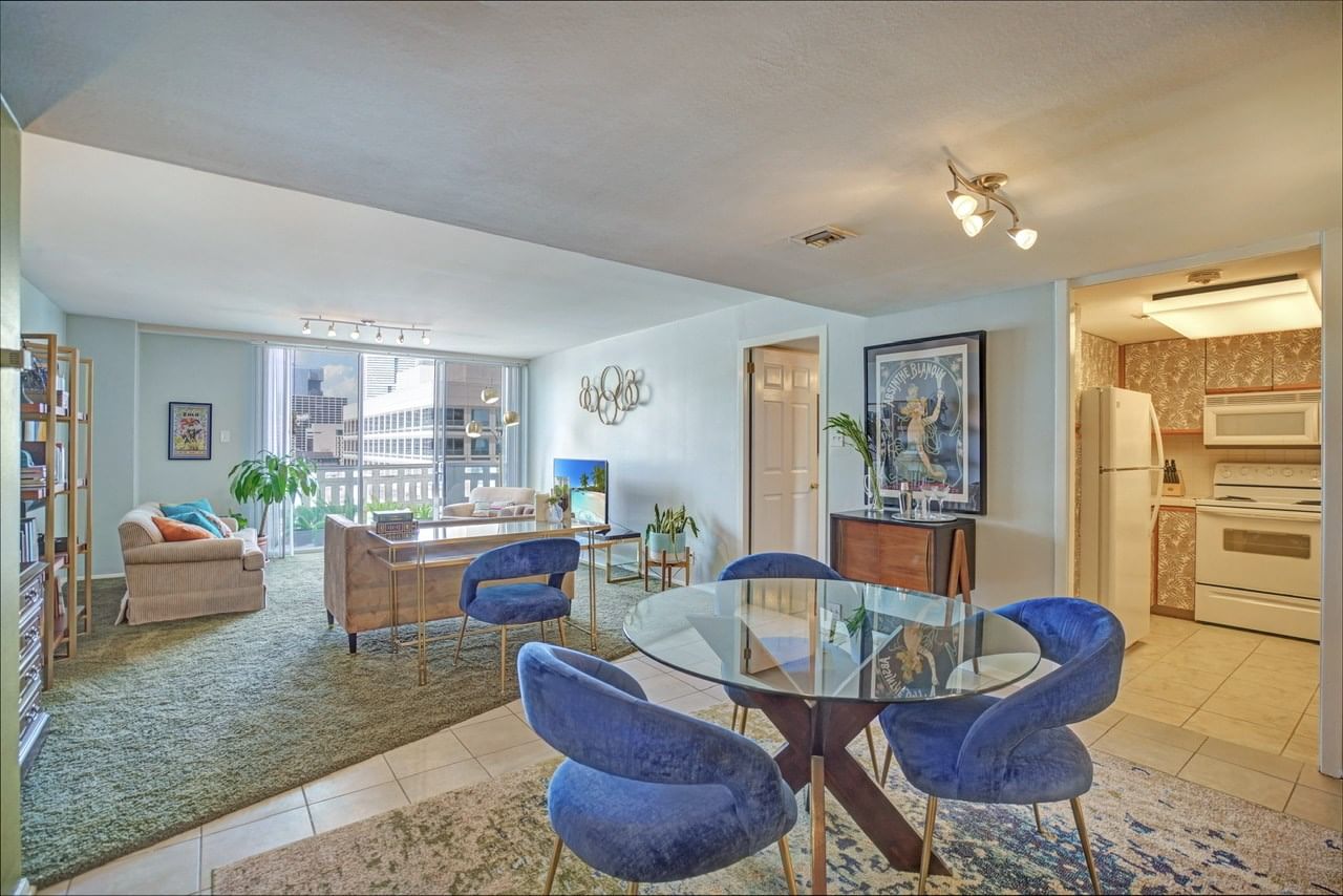 Real estate property located at 2016 Main #1813, Harris, Main Condo 03 Amd, Houston, TX, US