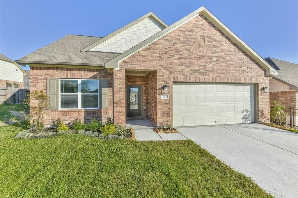 Real estate property located at 694 Red Elm, Montgomery, Wedgewood Forest, Conroe, TX, US
