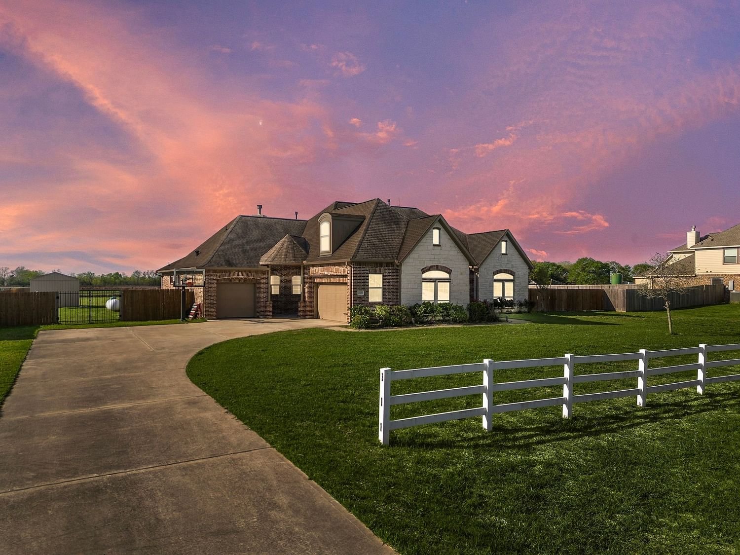 Real estate property located at 4602 County Road 63, Brazoria, Magnolia Bend Sec 1, Rosharon, TX, US