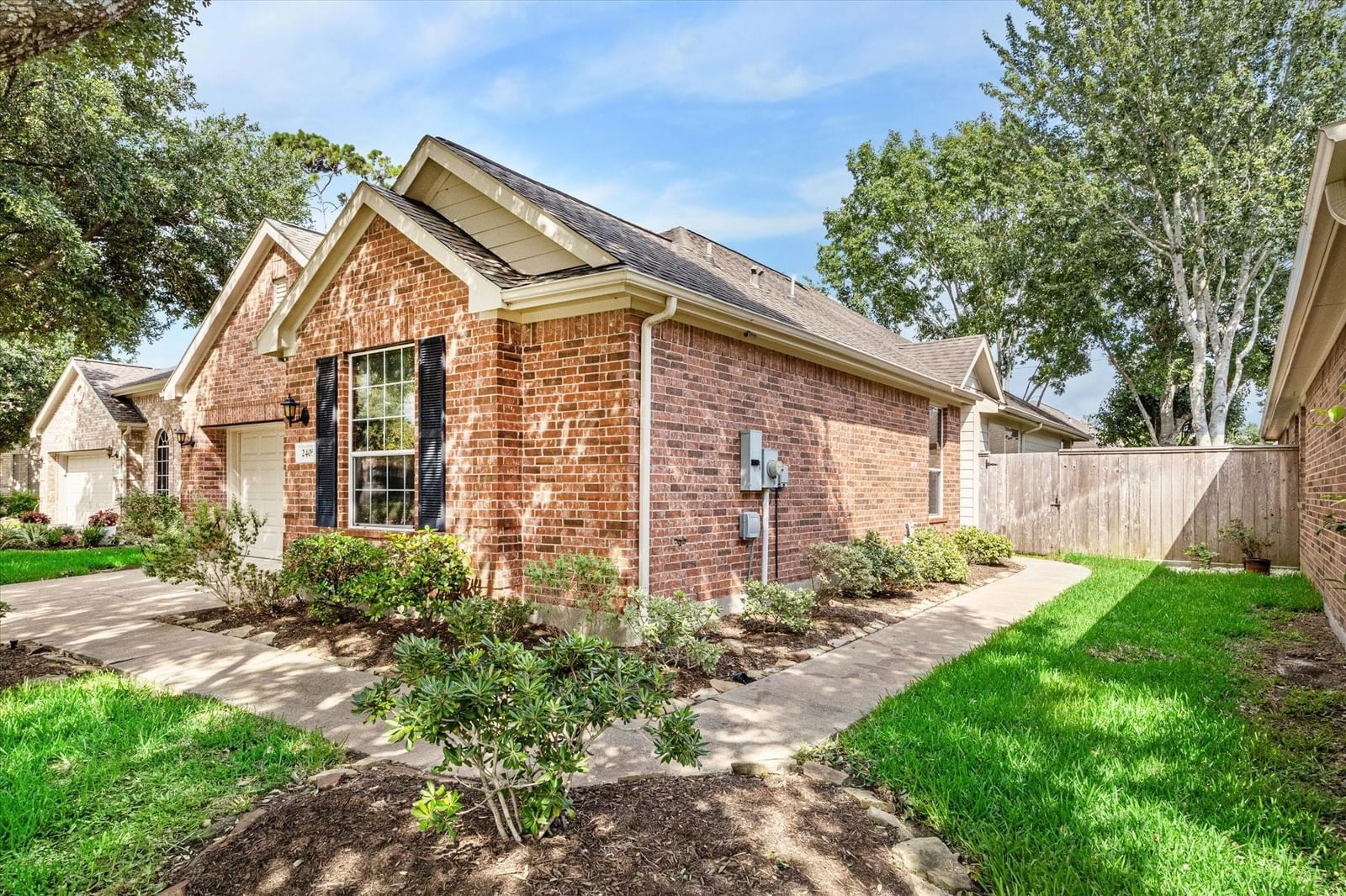 Real estate property located at 2405 Ameno, Harris, Bellavita At Green Tee, Pearland, TX, US