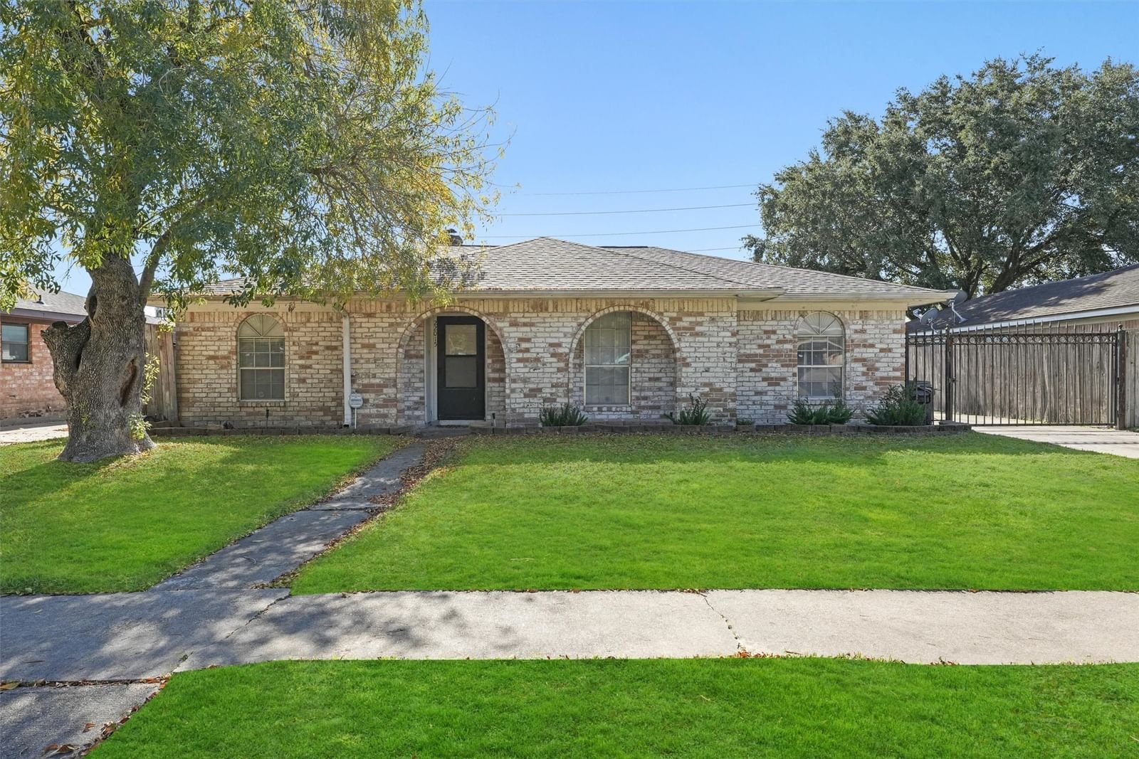 Real estate property located at 22015 Merrymount, Harris, West Memorial Sec 01 R/P, Katy, TX, US