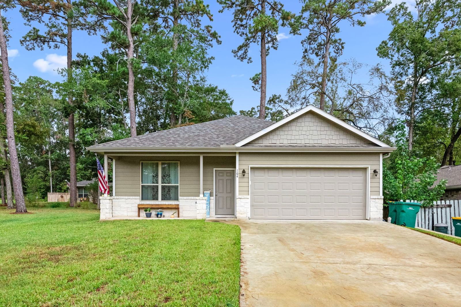 Real estate property located at 164 Thunderbird Dr, Montgomery, Panorama Thunderbird, Conroe, TX, US