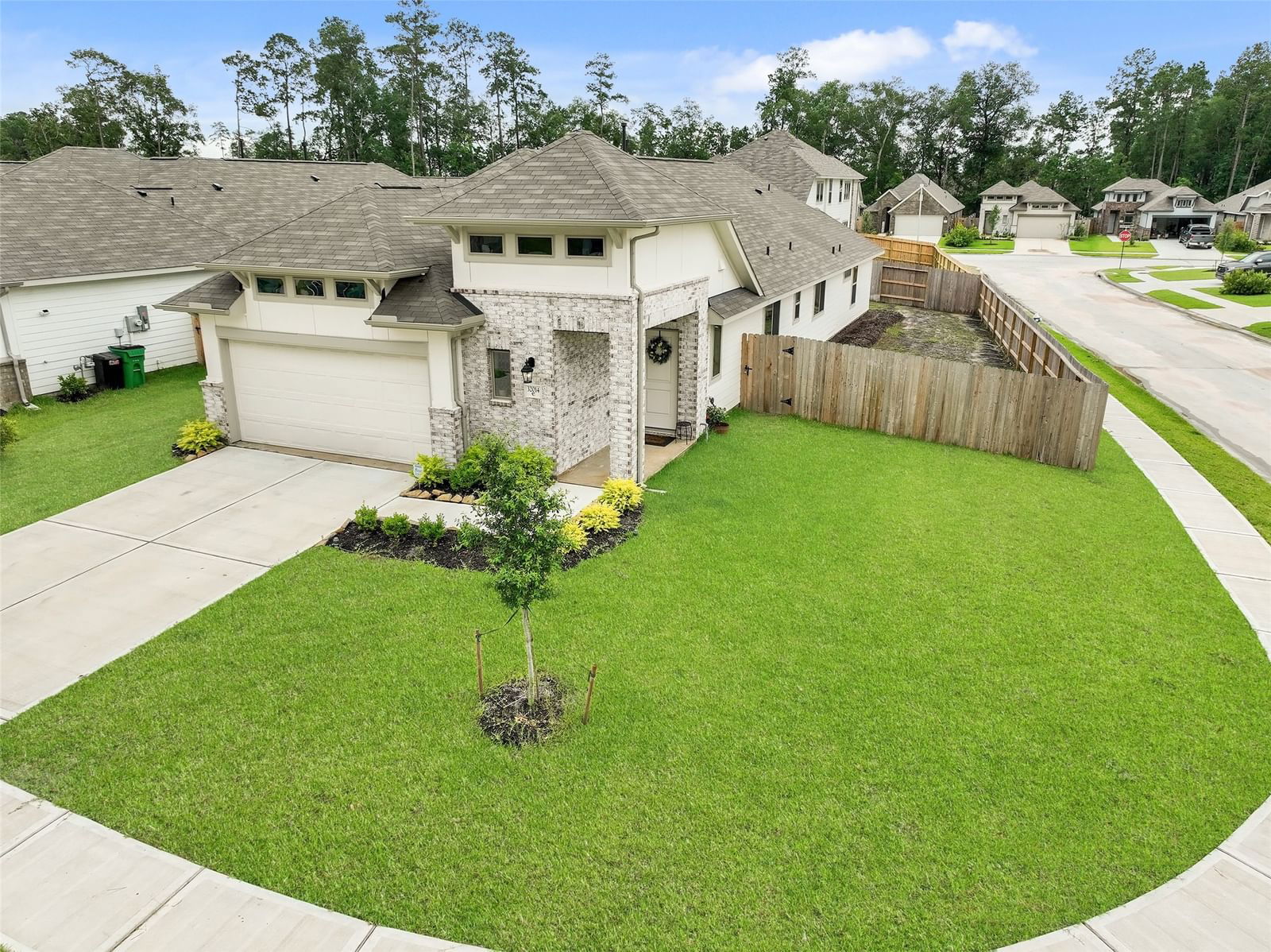 Real estate property located at 32014 Towering Birch, Montgomery, Meadows At Imperial Oaks, Conroe, TX, US