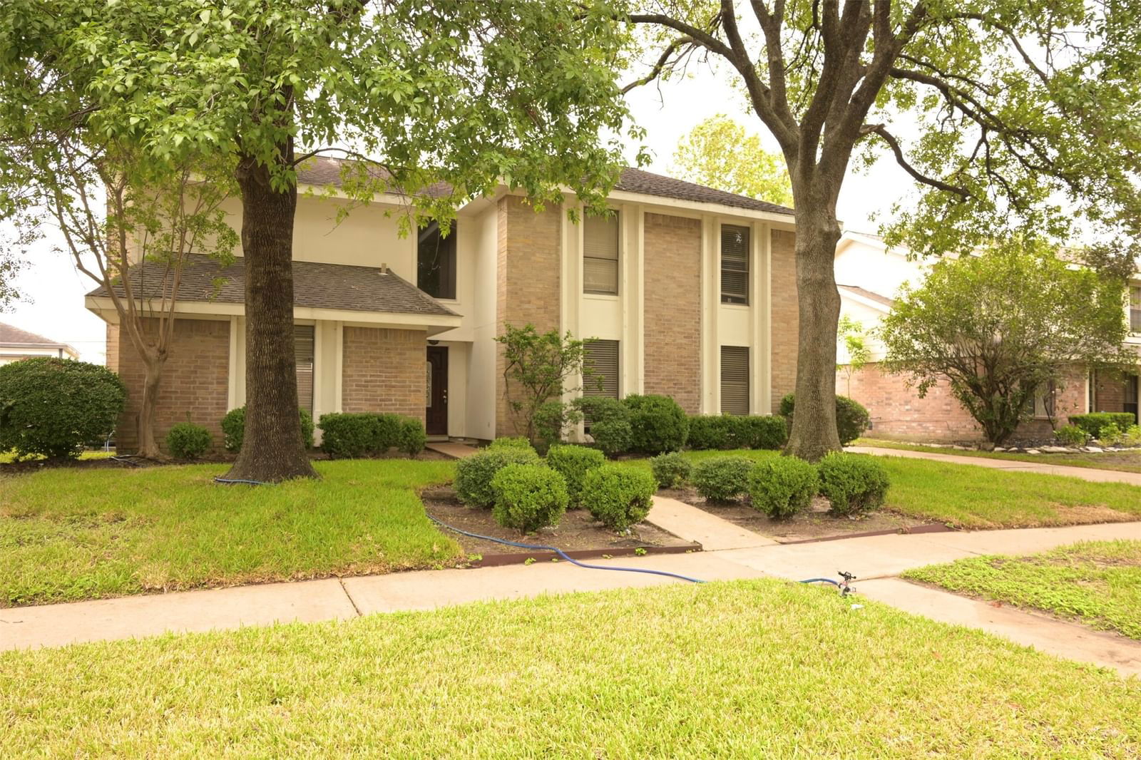 Real estate property located at 8803 Woodleigh, Fort Bend, PROVIDENCE SEC 1, Houston, TX, US