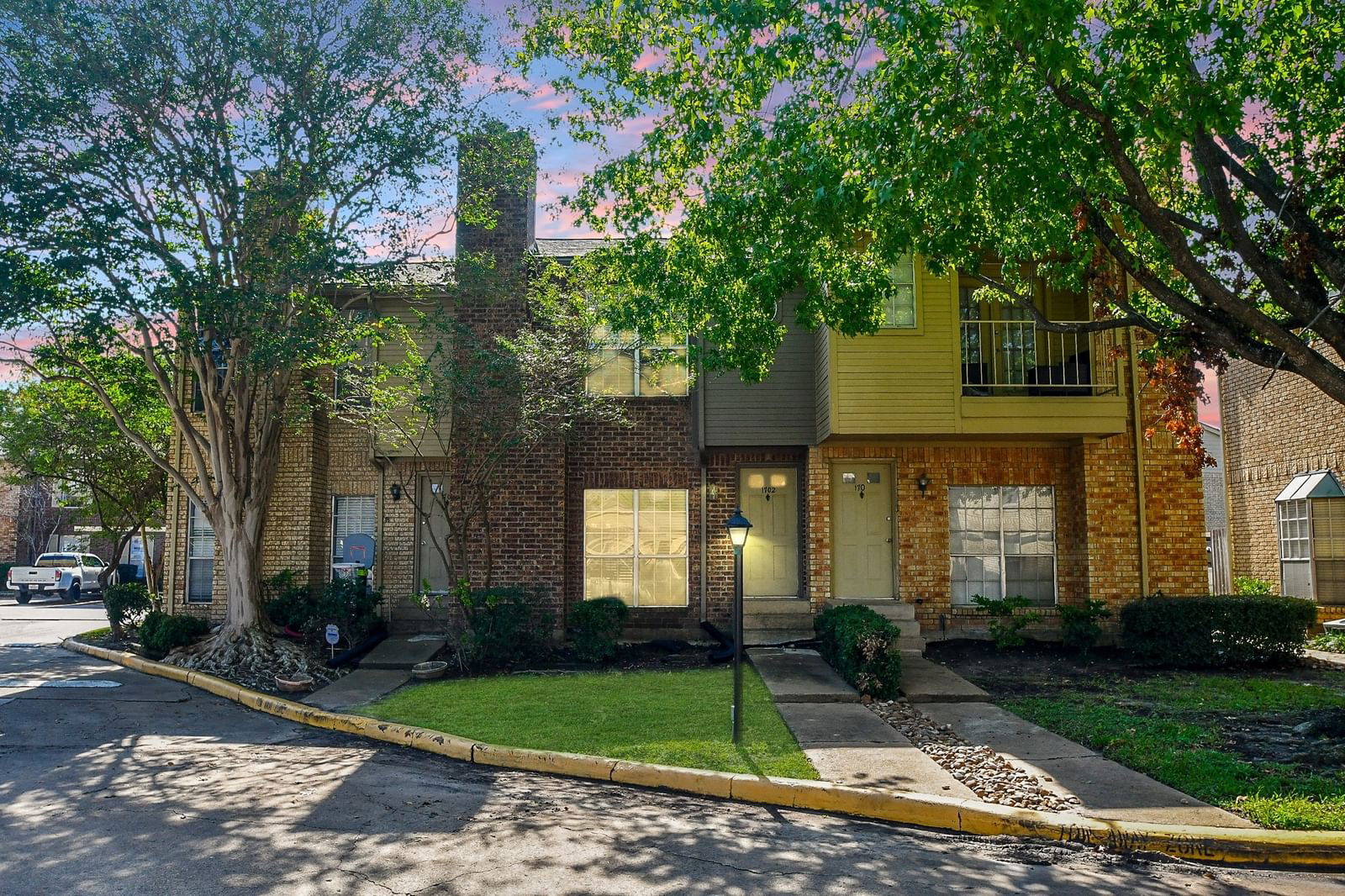 Real estate property located at 1515 Sandy Springs #1702, Harris, Lynbrook Manor, Houston, TX, US