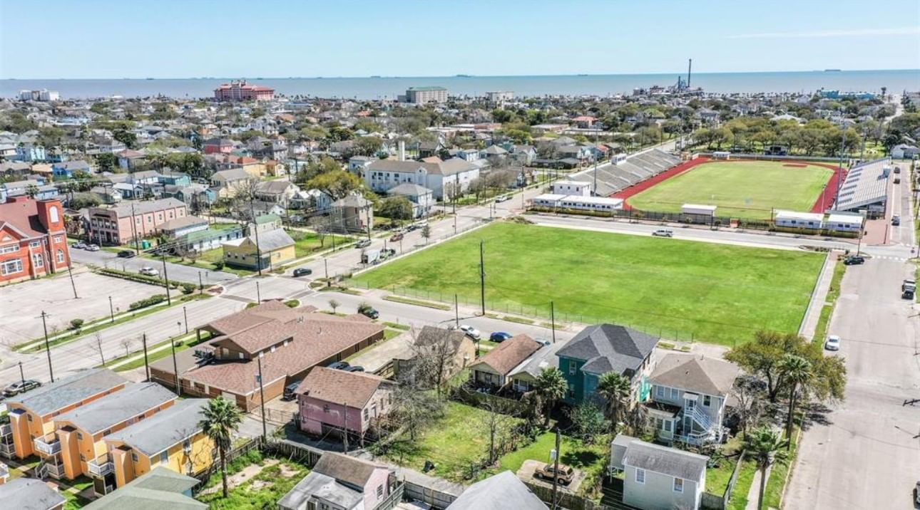 Real estate property located at 2718 Avenue L, Galveston, Galveston Townsite, Galveston, TX, US