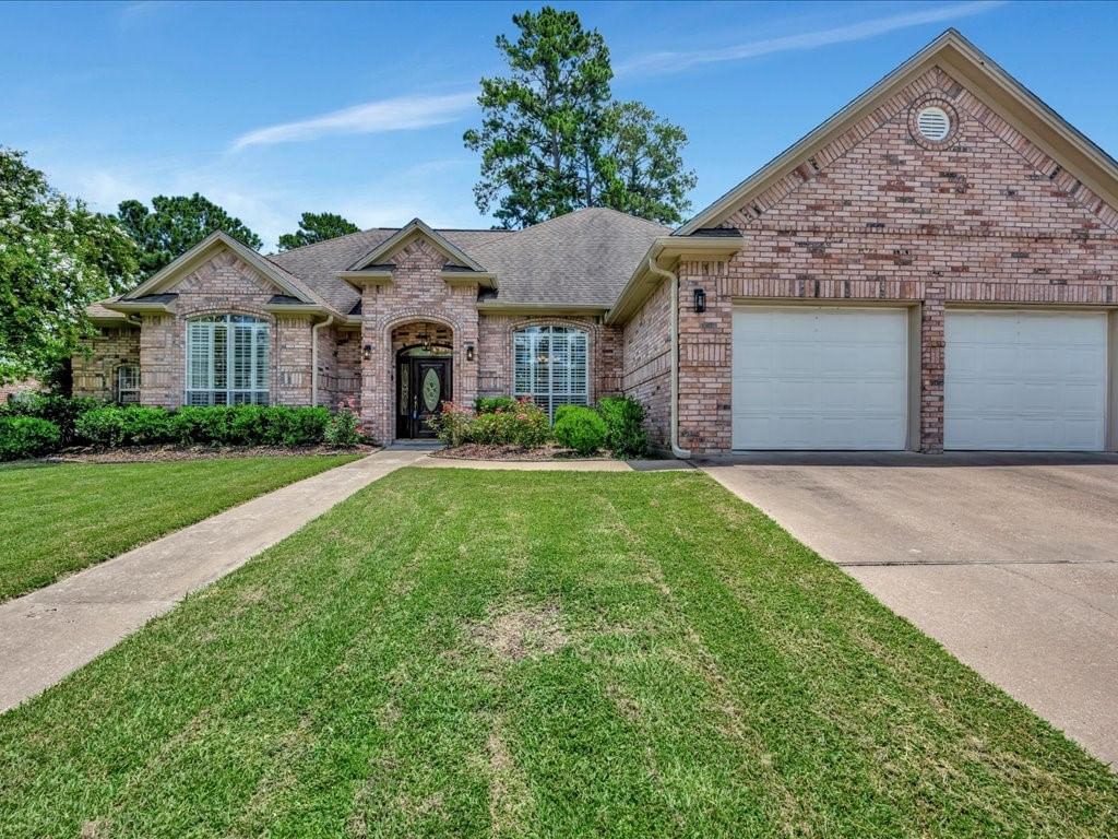 Real estate property located at 305 Sawgrass, Angelina, Crown Colony, Lufkin, TX, US