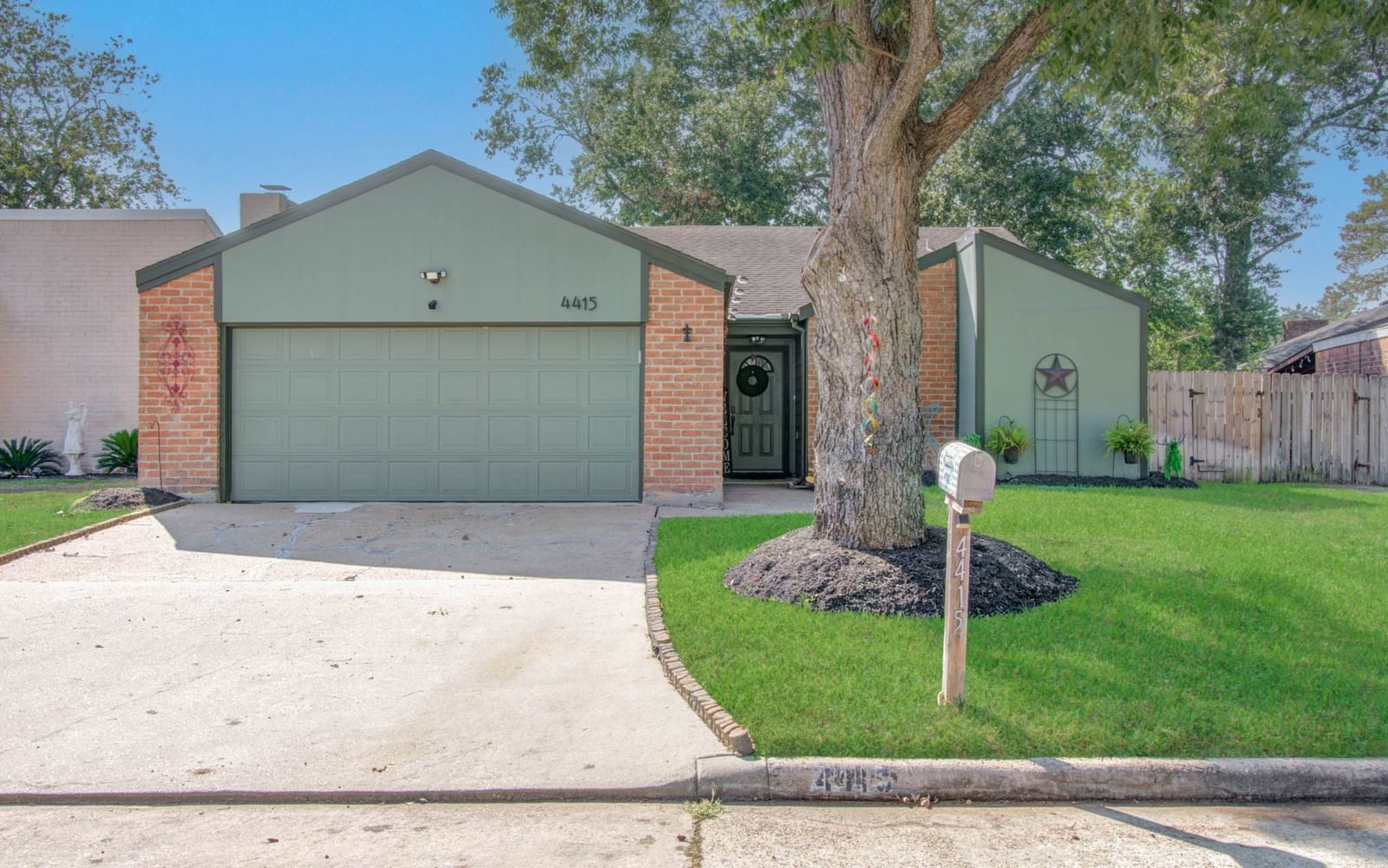 Real estate property located at 4415 Hickory Grove, Harris, Bear Creek Village Sec 11, Houston, TX, US