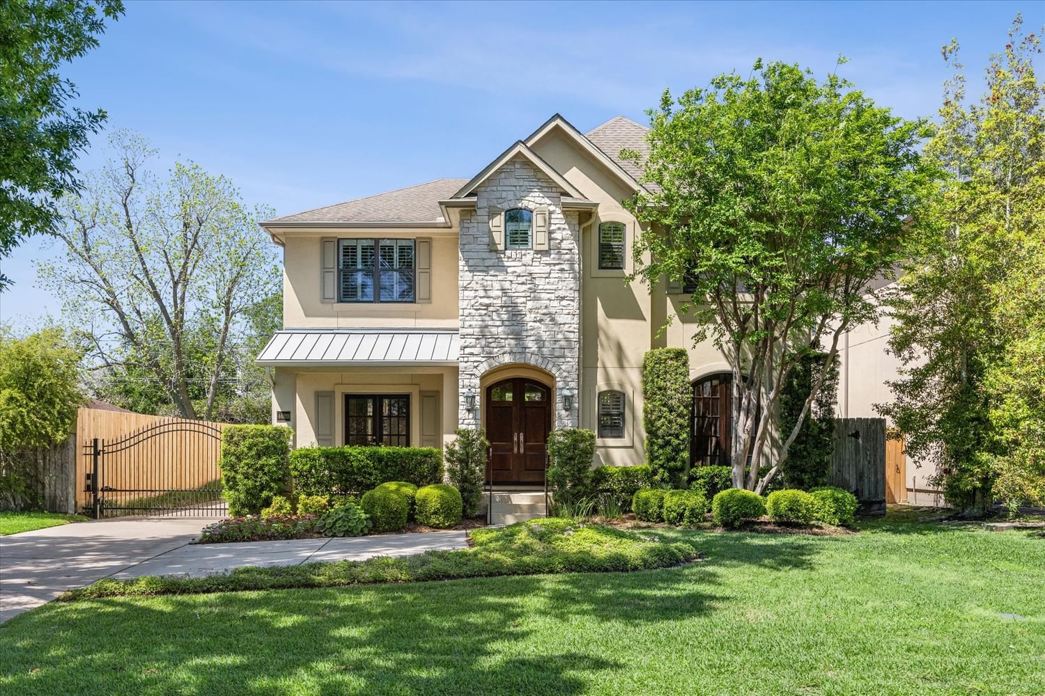 Real estate property located at 4620 Willow, Harris, Willow Lane Place, Bellaire, TX, US