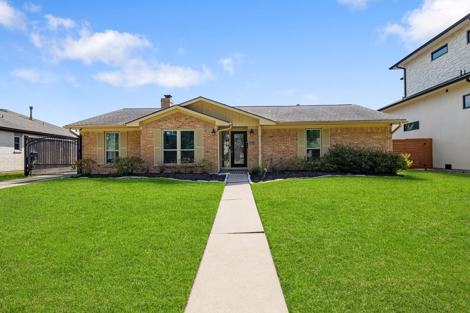 Real estate property located at 9103 Pontiac, Harris, Houston, TX, US