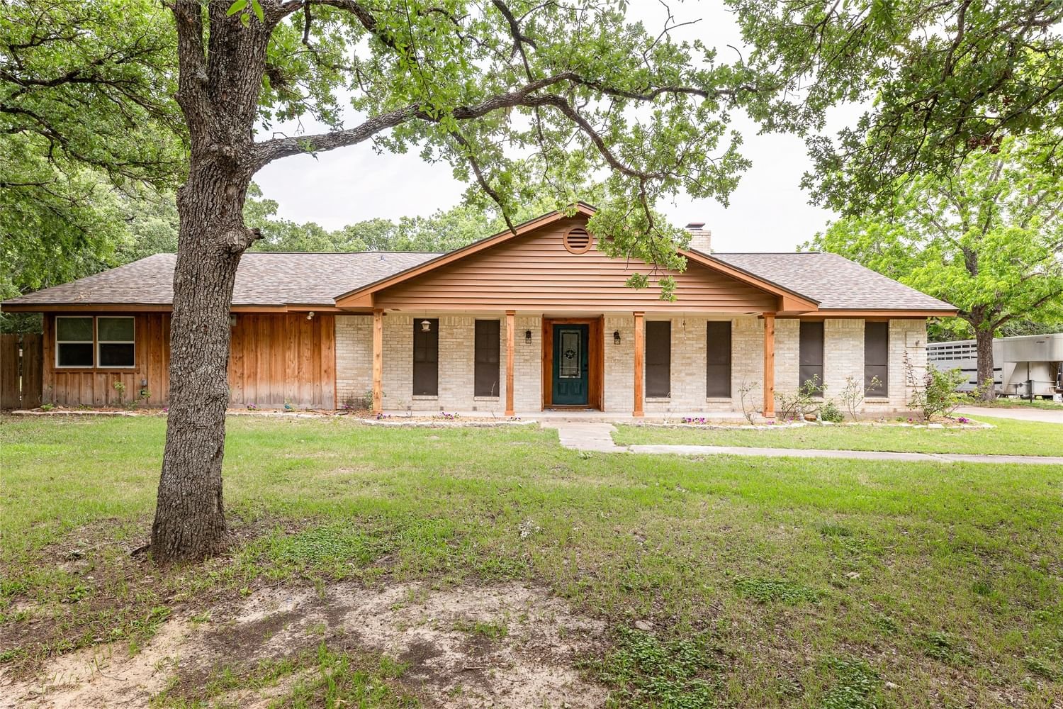 Real estate property located at 10613 Deer Run, Brazos, Deerfield Estates Ph 1, College Station, TX, US
