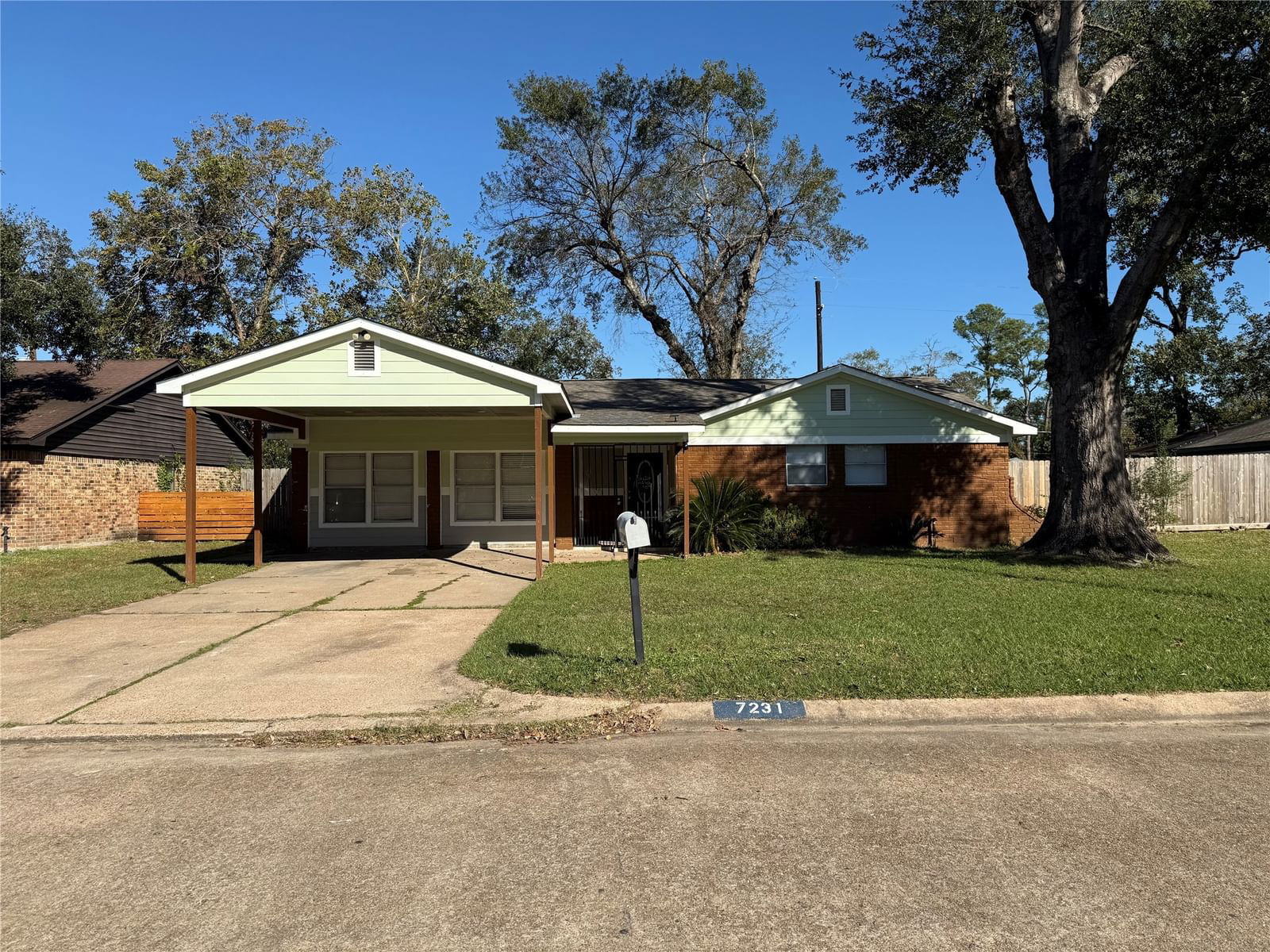 Real estate property located at 7231 Willowtex, Harris, Eastex Oaks Village Sec 01, Houston, TX, US