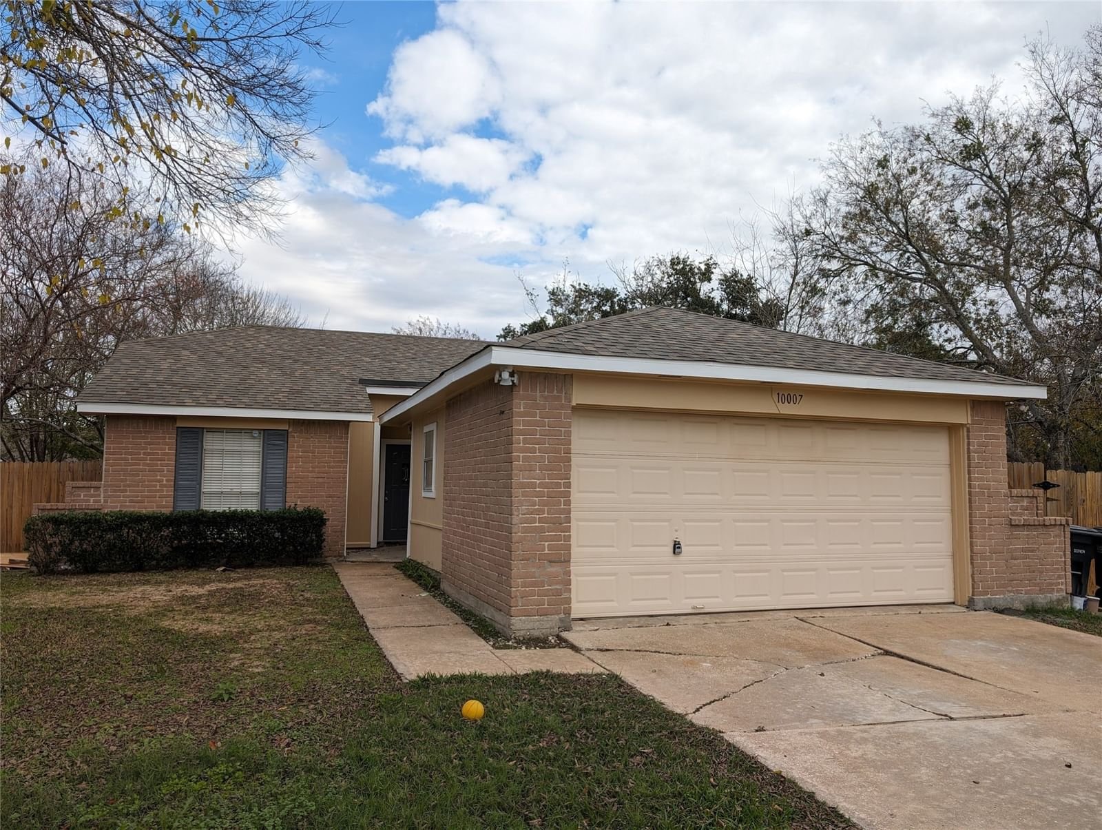 Real estate property located at 10007 Bell Towne, Fort Bend, Townewest, Sugar Land, TX, US
