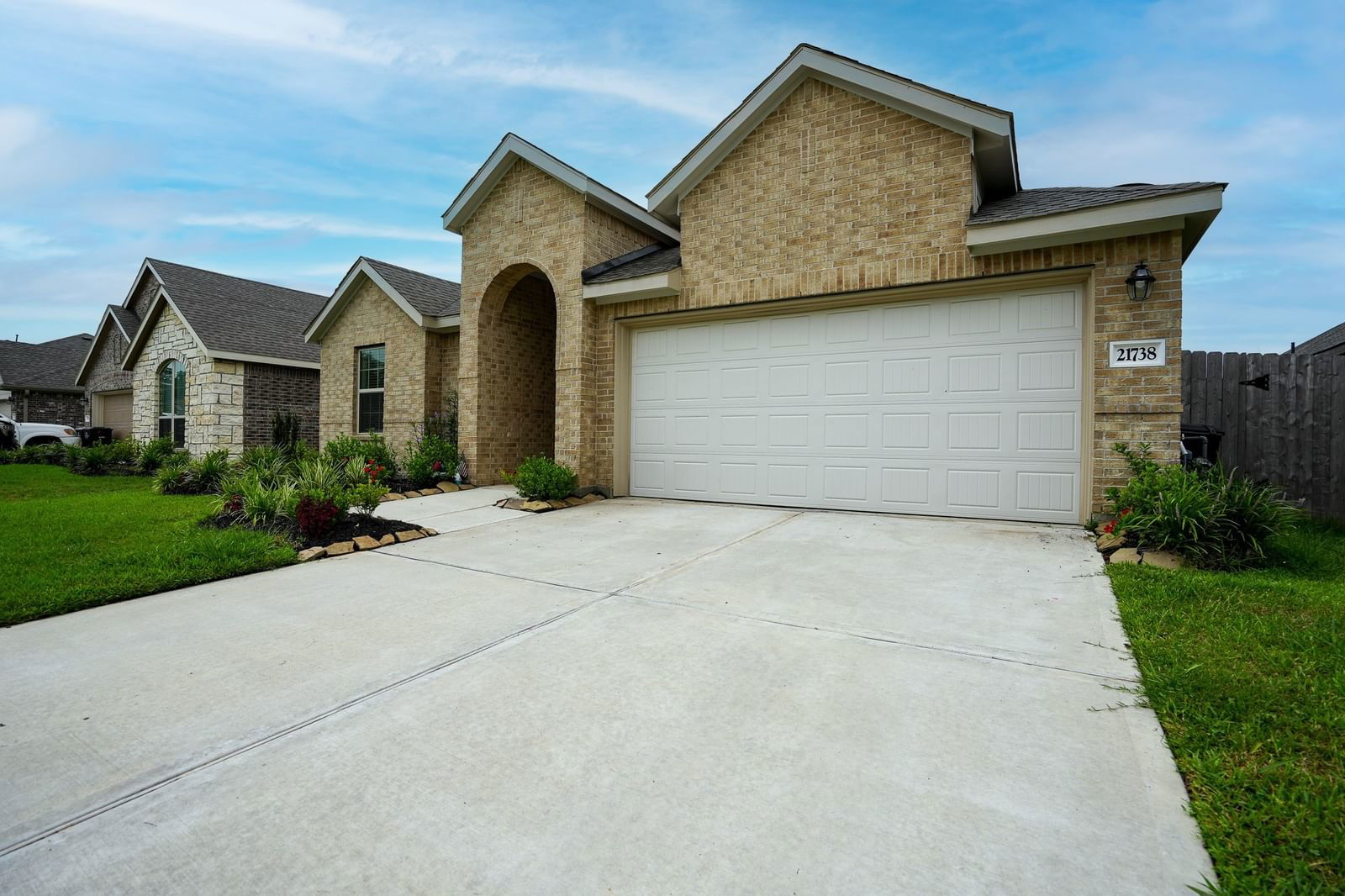 Real estate property located at 21738 Thicket Point, Montgomery, Pinewood At Grand Texas 03, New Caney, TX, US