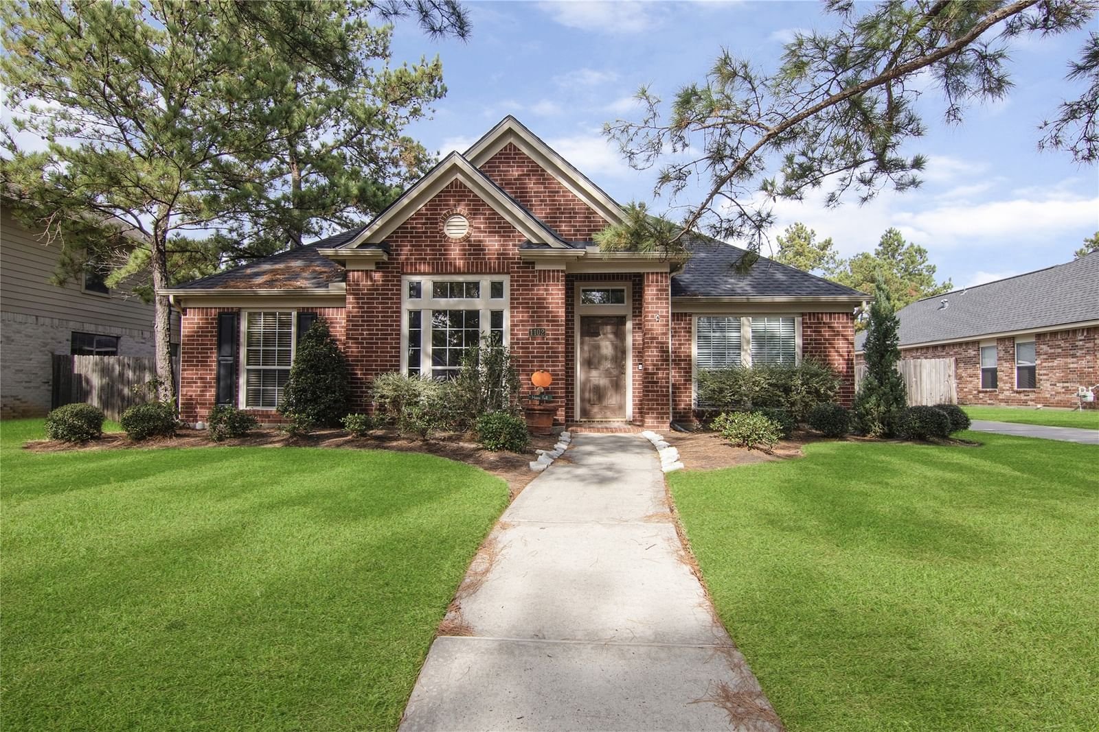 Real estate property located at 1102 Windsor Chase, Harris, Villages Northgate Crossing 08, Spring, TX, US