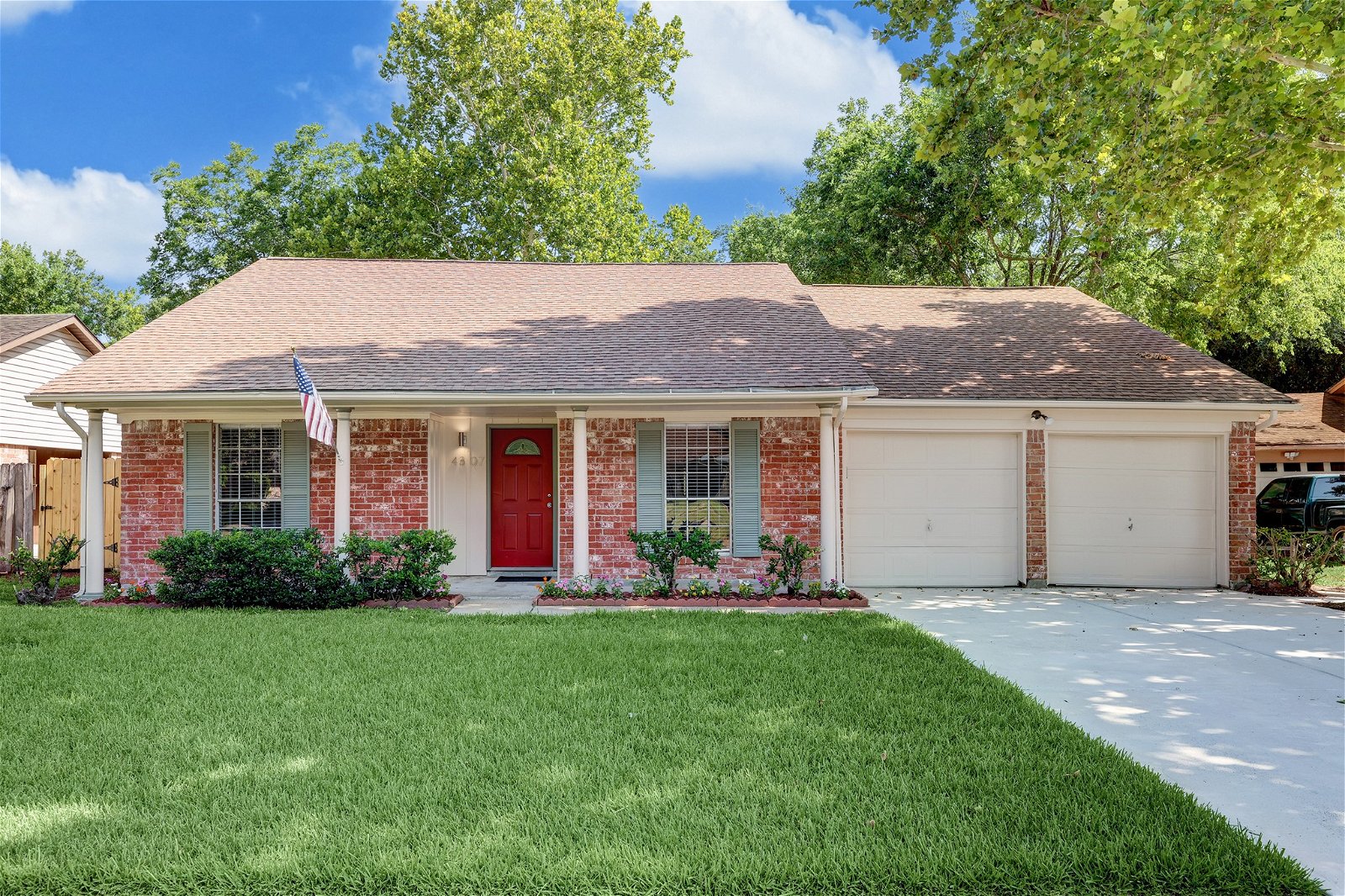 Real estate property located at 4307 R V Mayfield, Harris, Inwood Pines Sec 01, Houston, TX, US