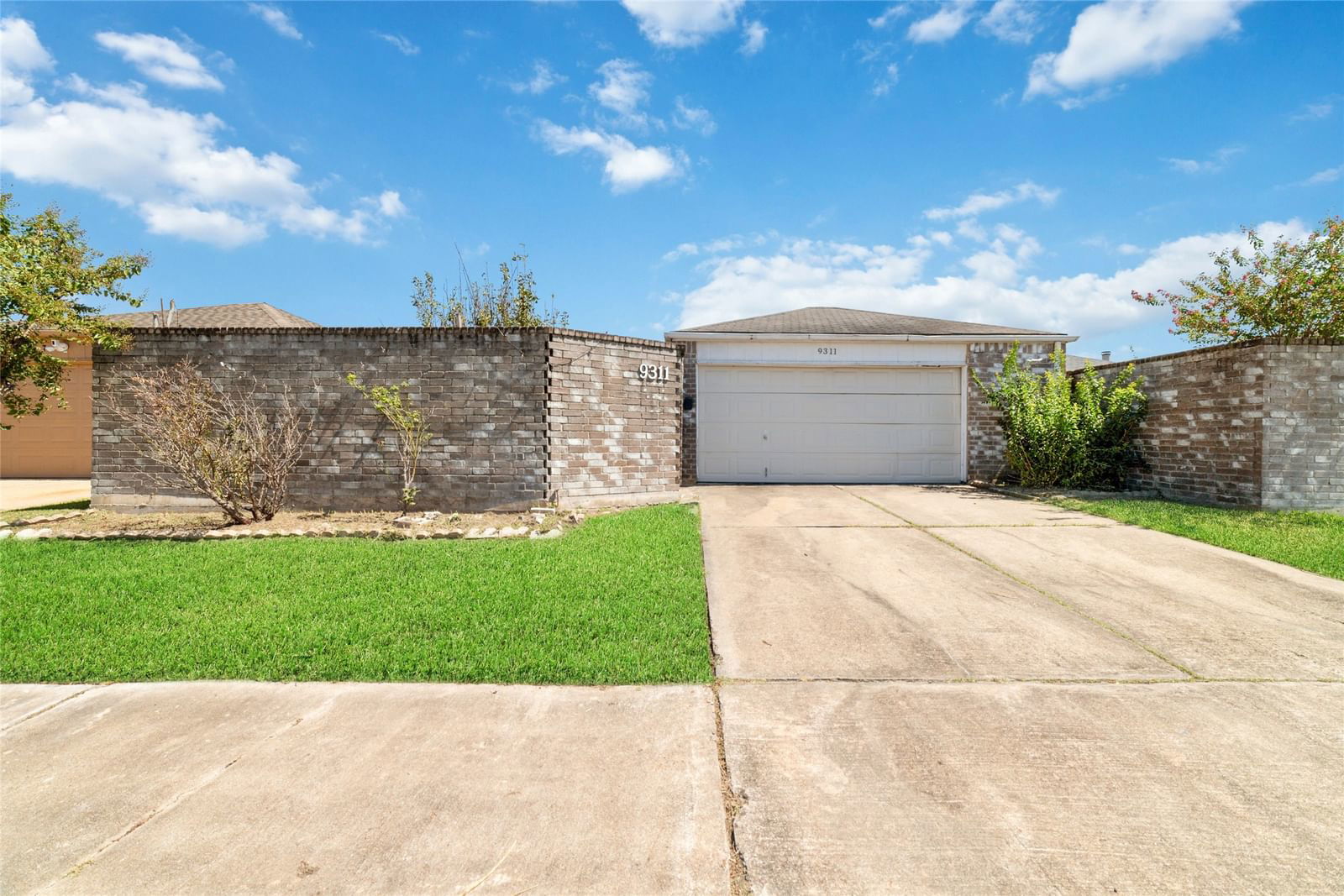 Real estate property located at 9311 Wellsworth, Harris, Keegans Wood Sec 01 R/P, Houston, TX, US