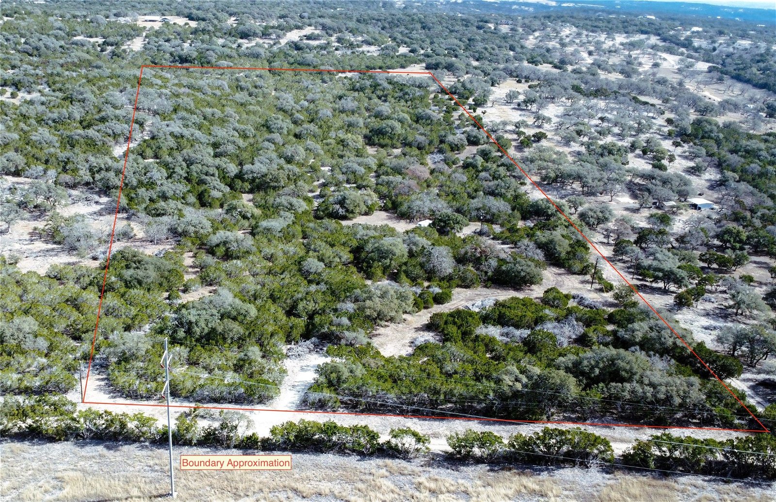 Real estate property located at 307 Doyle Lane S, Kerr, Kerrville, TX, US