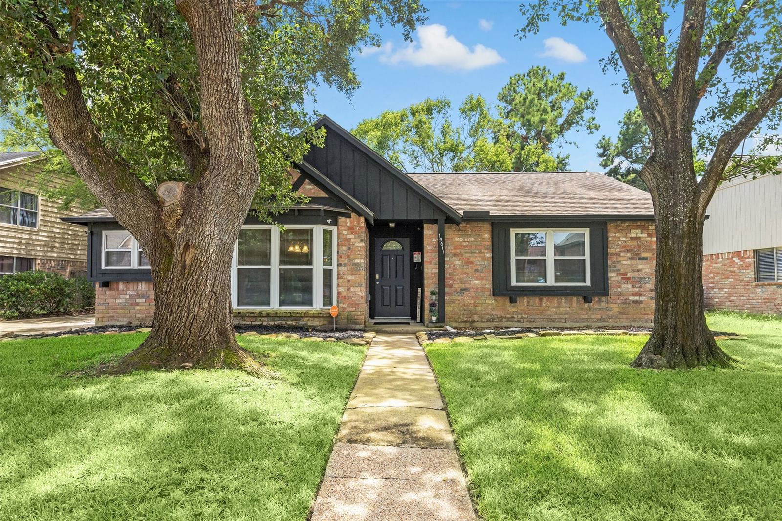 Real estate property located at 15611 Thornbrook, Harris, Bear Creek Village Sec 12, Houston, TX, US