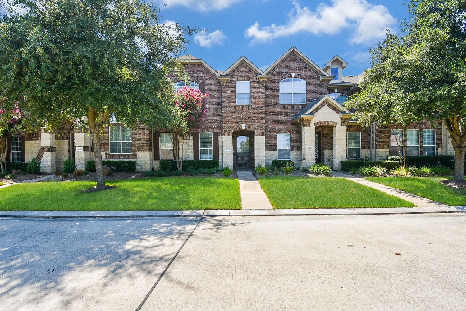 Real estate property located at 16019 Powder Springs, Harris, Houston, TX, US