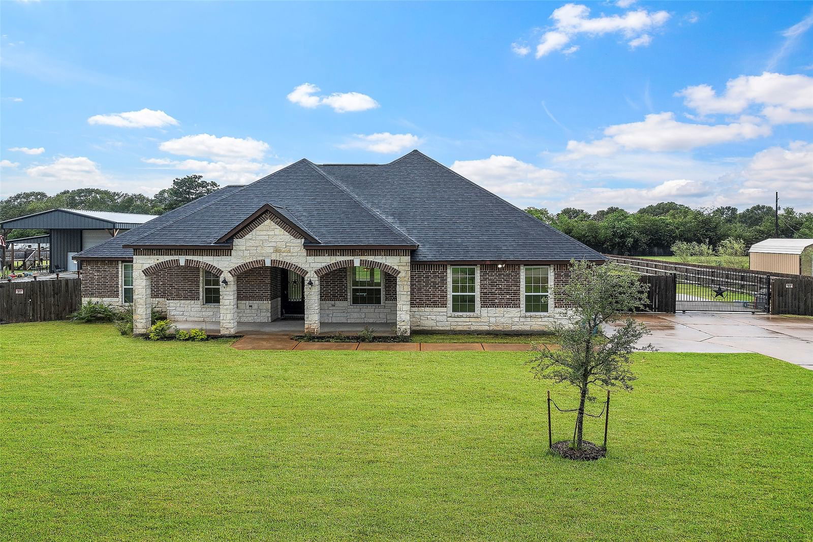 Real estate property located at 11018 Pinto, Fort Bend, Horseshoe Estates, Needville, TX, US