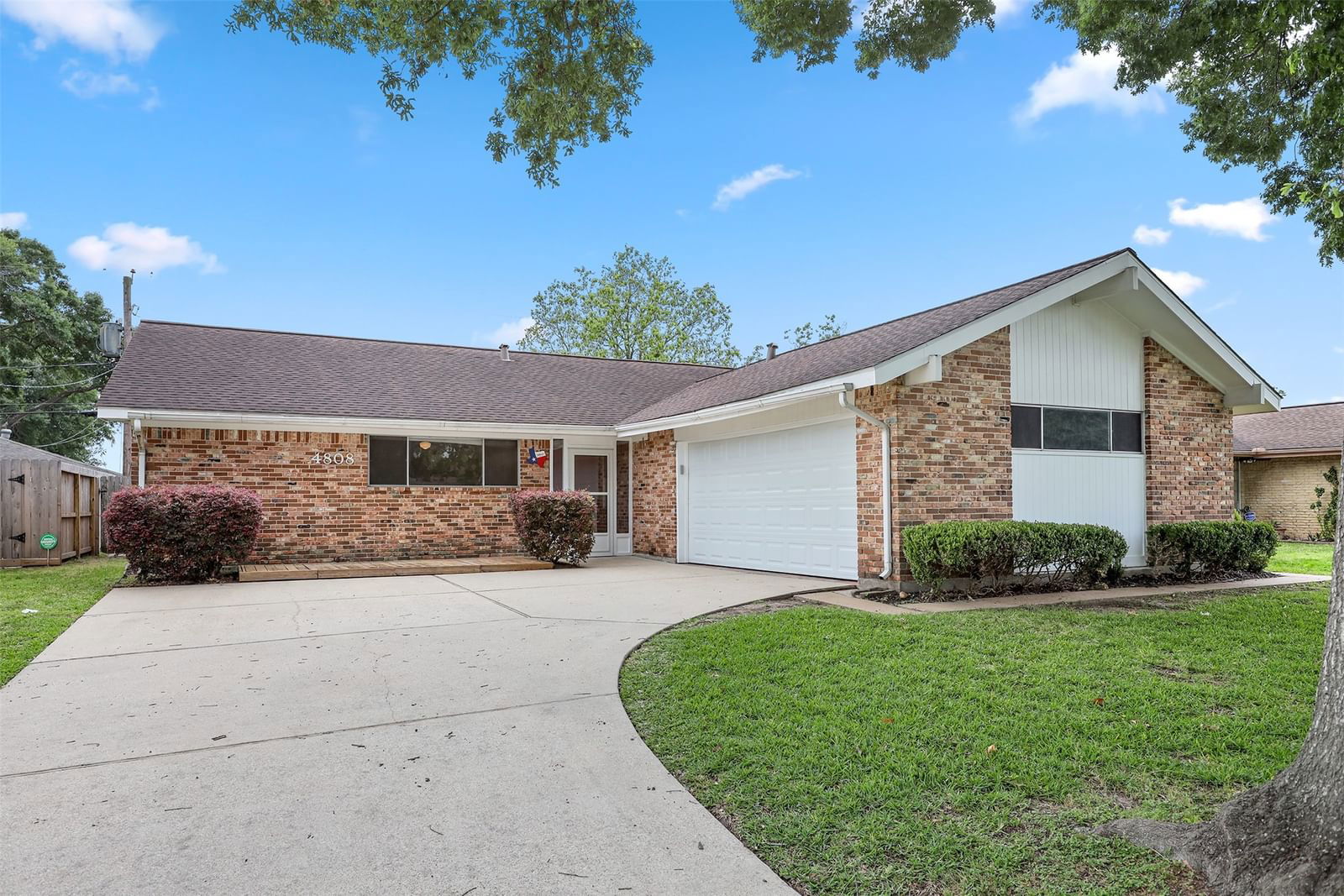 Real estate property located at 4808 Mistletoe, Harris, Huntington Sec 02, Pasadena, TX, US