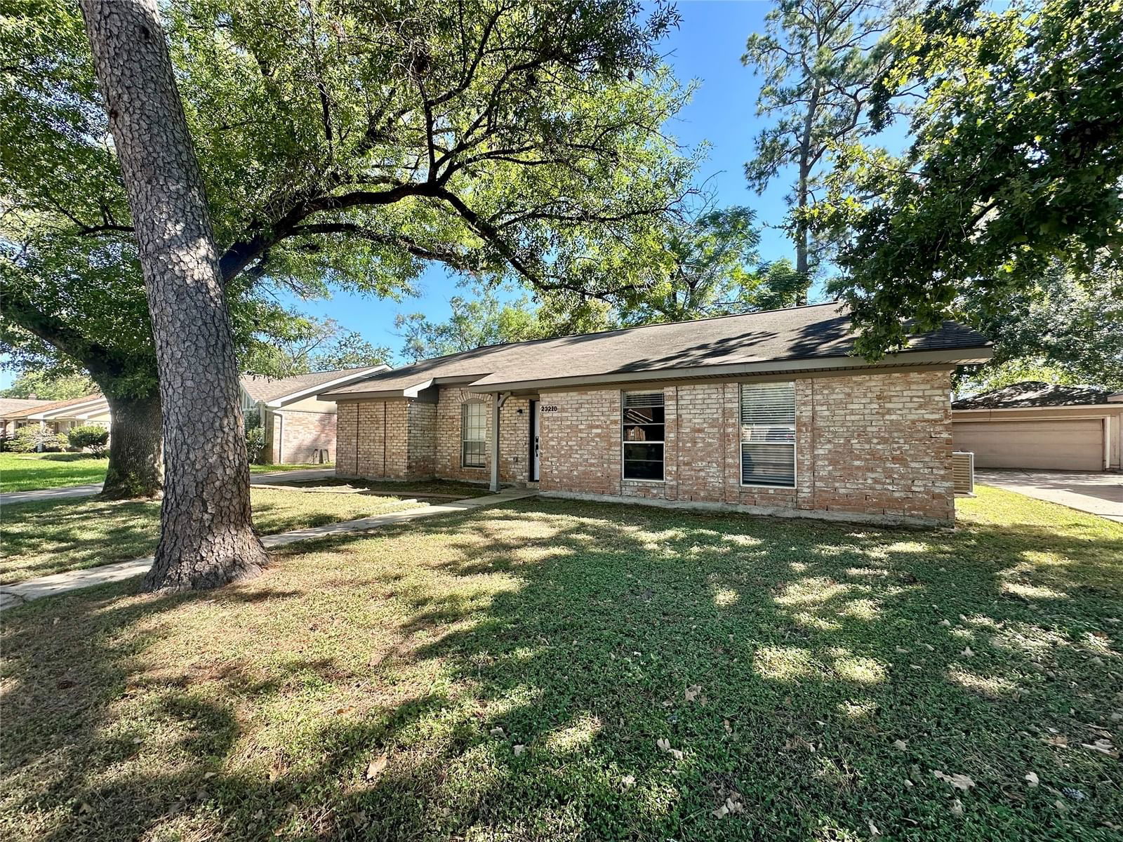 Real estate property located at 23210 Earlmist, Harris, Timber Lane Sec 01, Spring, TX, US