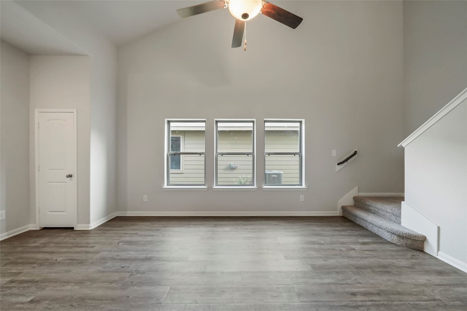 Real estate property located at 11127 Hollinger, Bexar, Converse, TX, US