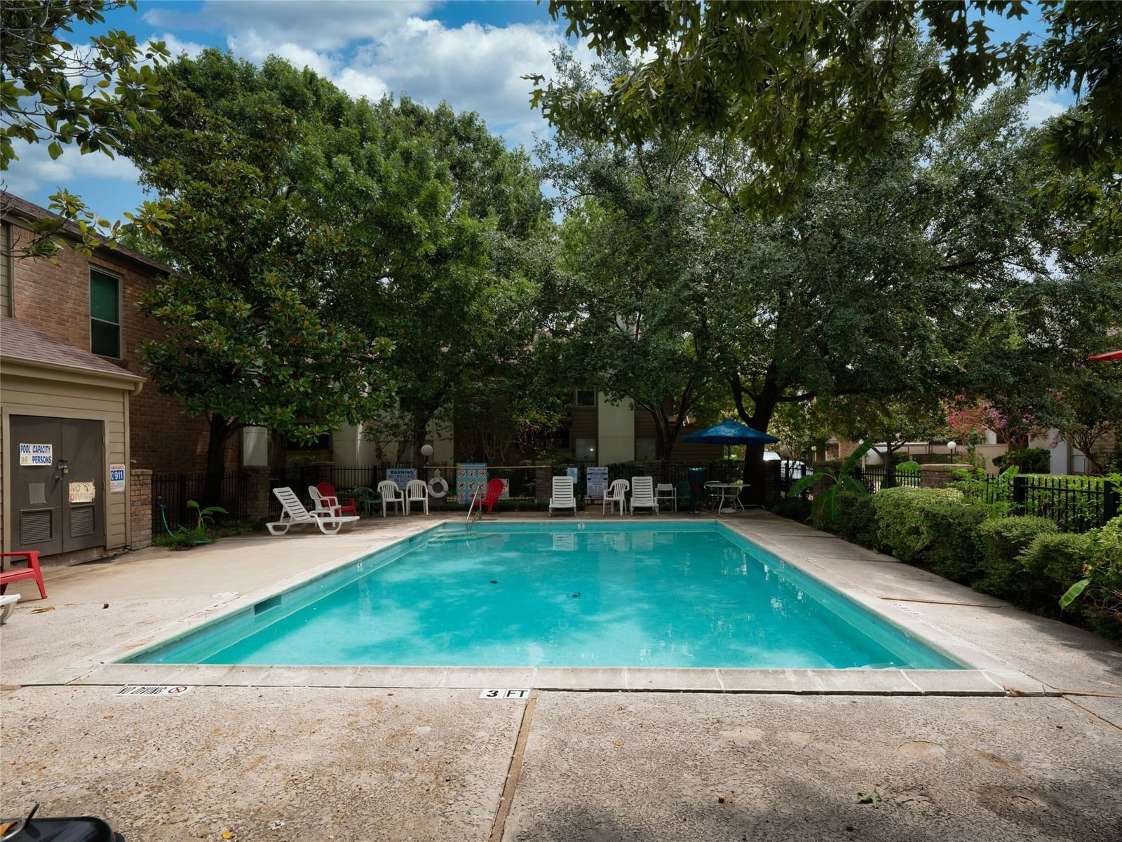 Real estate property located at 10051 Westpark #246, Harris, Idlewood Condo, Houston, TX, US