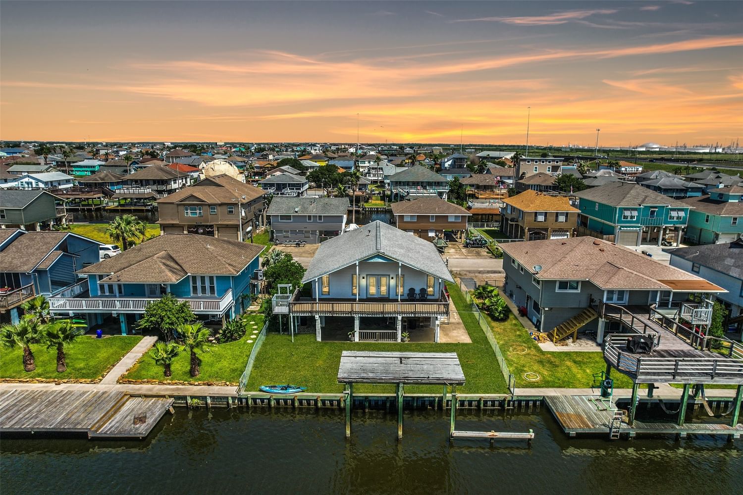 Real estate property located at 1073 Redfish, Galveston, Hitchcock, TX, US