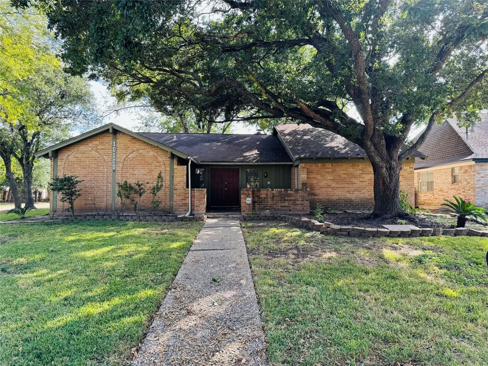 Real estate property located at 10903 Holly Springs, Harris, Lakeside Forest Sec 03, Houston, TX, US