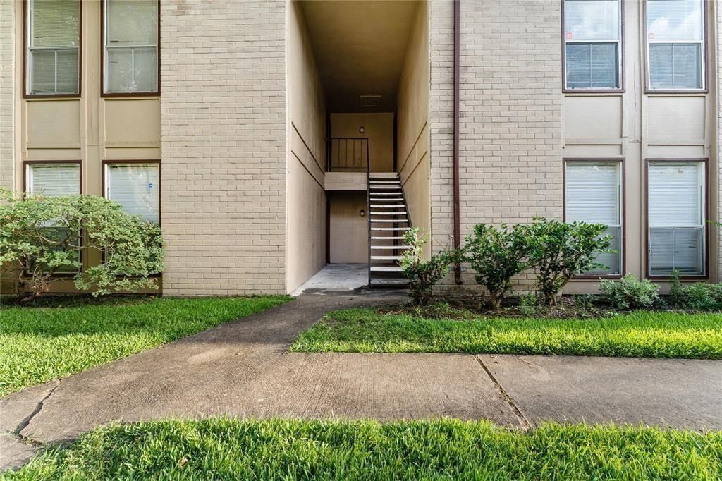 Real estate property located at 9117 Imogene #117, Harris, Copperwood Condo Ph 01 & 02, Houston, TX, US