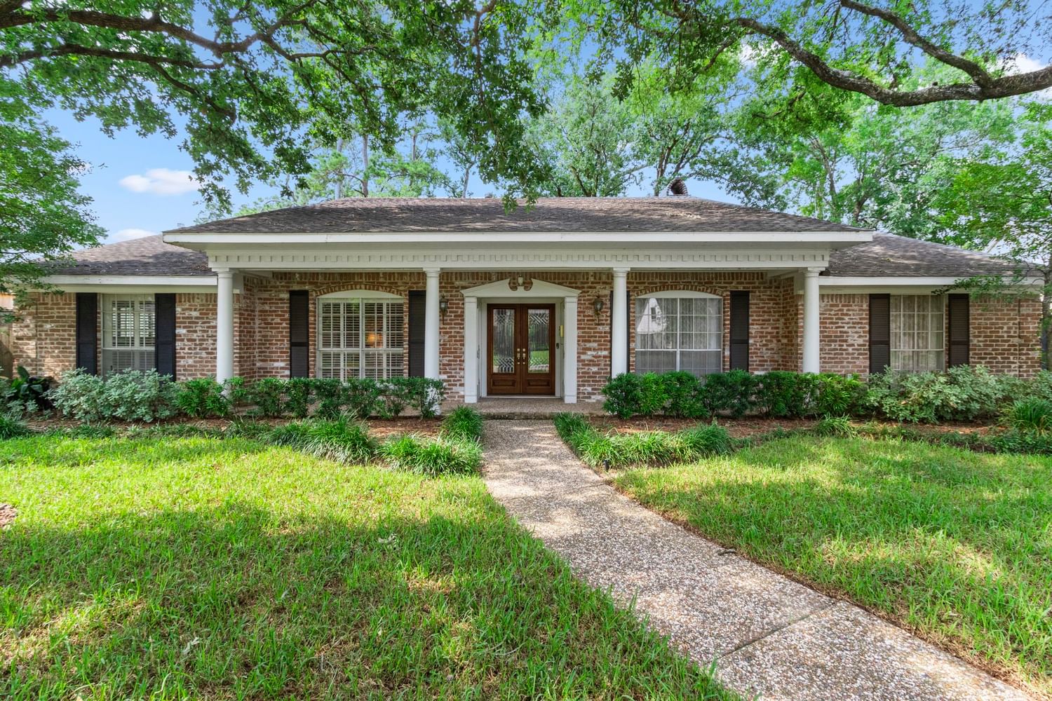 Real estate property located at 10223 Shady River, Harris, Briargrove Park, Houston, TX, US