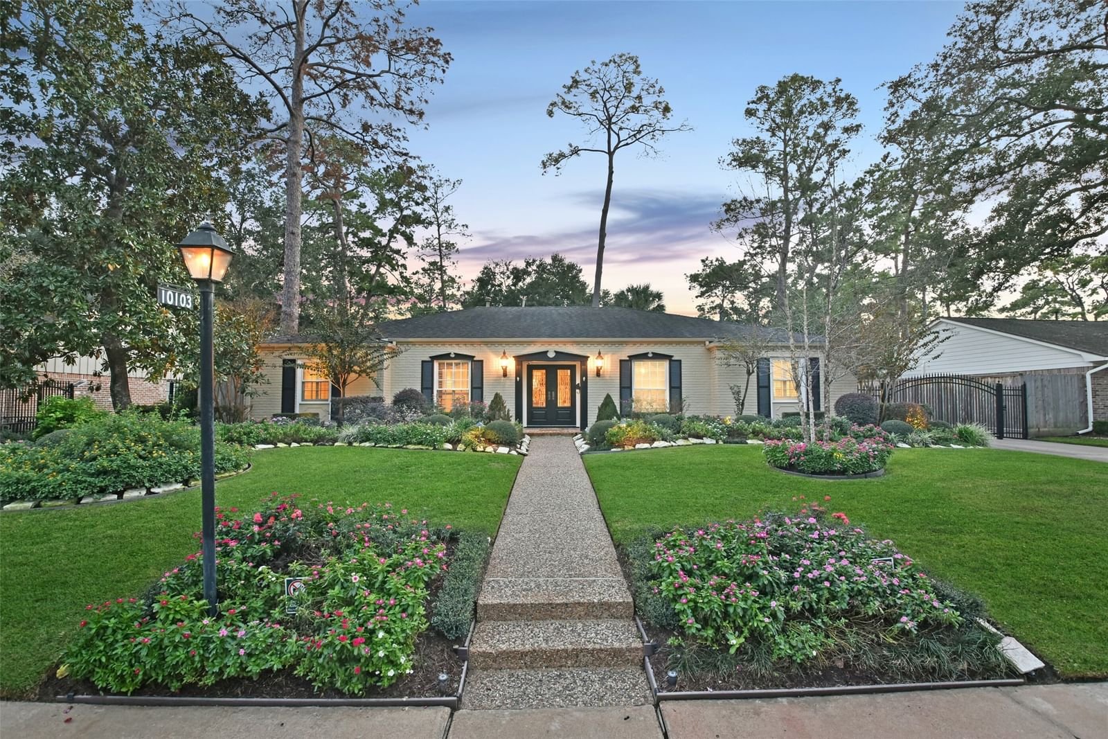 Real estate property located at 10103 Pine Forest, Harris, Briargrove Park, Houston, TX, US