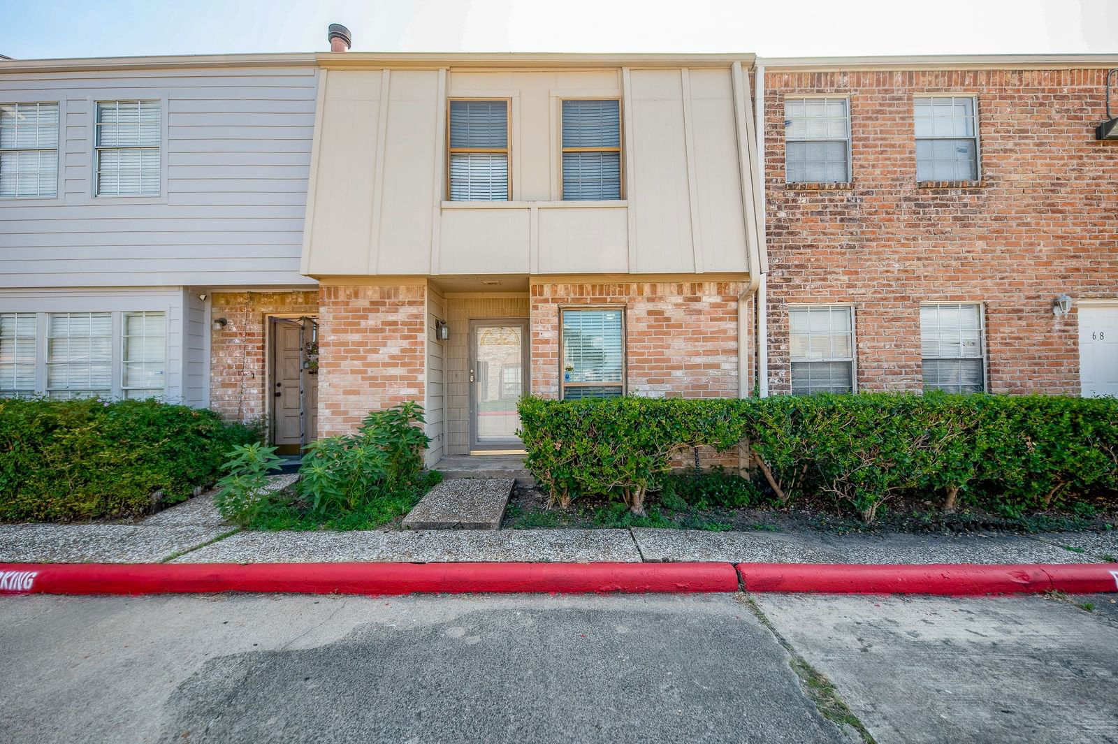 Real estate property located at 9200 Bellfort #69, Harris, Bellfort Place Condo, Houston, TX, US