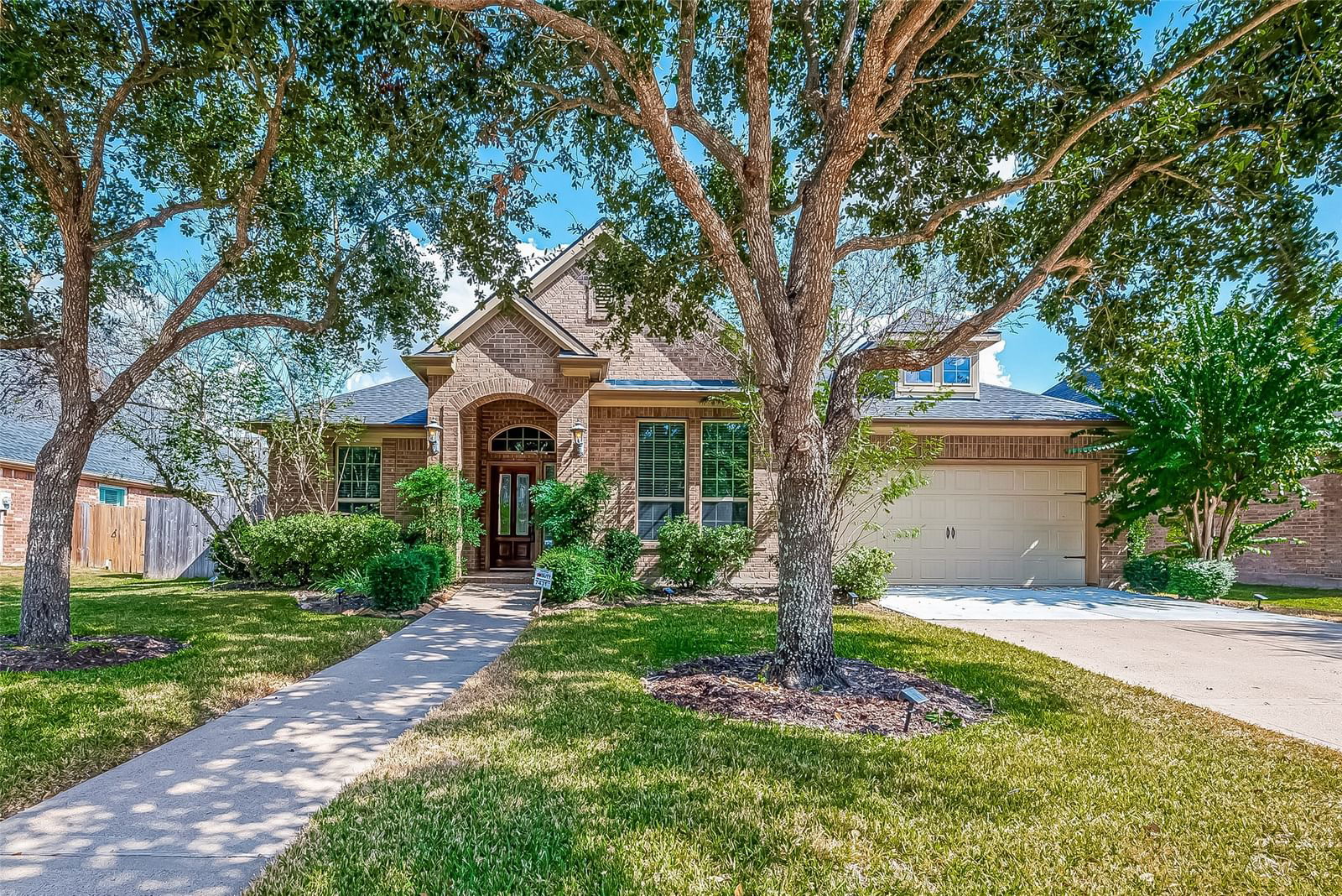 Real estate property located at 7431 Lavaerton Wood, Fort Bend, Grand Mission Estates Sec 1, Richmond, TX, US