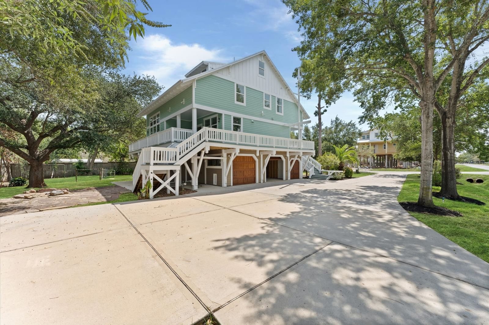 Real estate property located at 2214 Mission St, Galveston, Glen Cove Park, Kemah, TX, US
