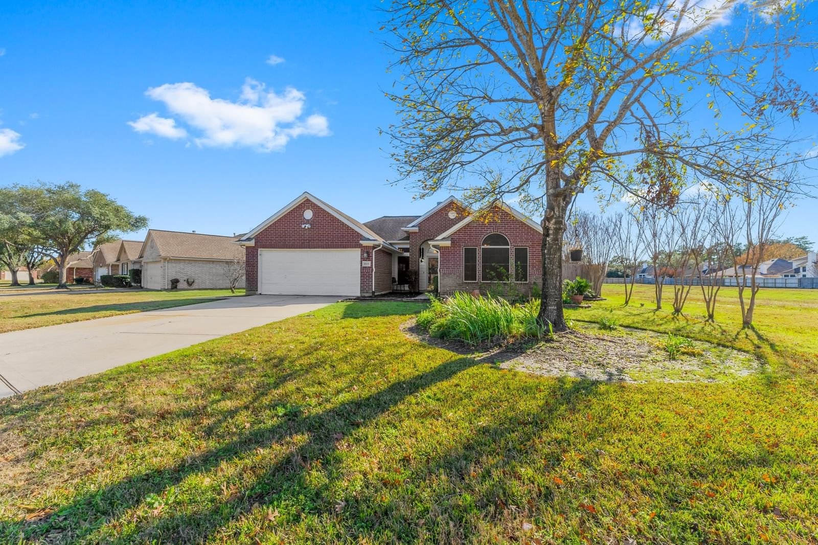 Real estate property located at 2215 Hannover, Harris, Hannover Forest Sec 01, Spring, TX, US