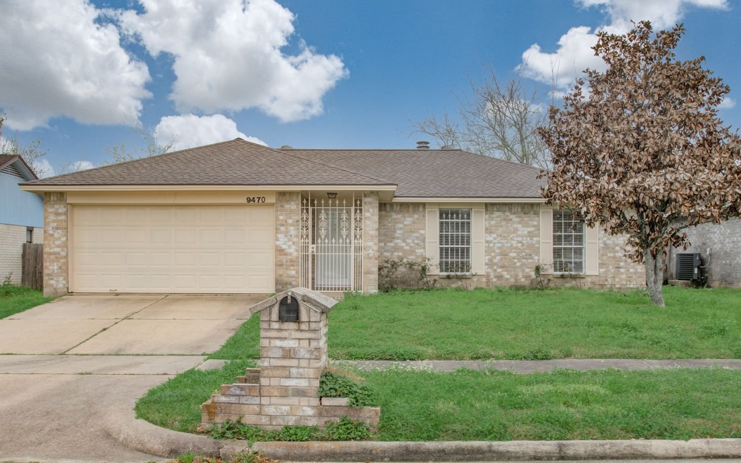 Real estate property located at 9470 Gulf Bridge, Harris, Southbridge Sec 01, Houston, TX, US