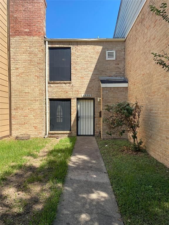 Real estate property located at 6328 Creekbend, Harris, Northbrook Village Ph 02, Houston, TX, US